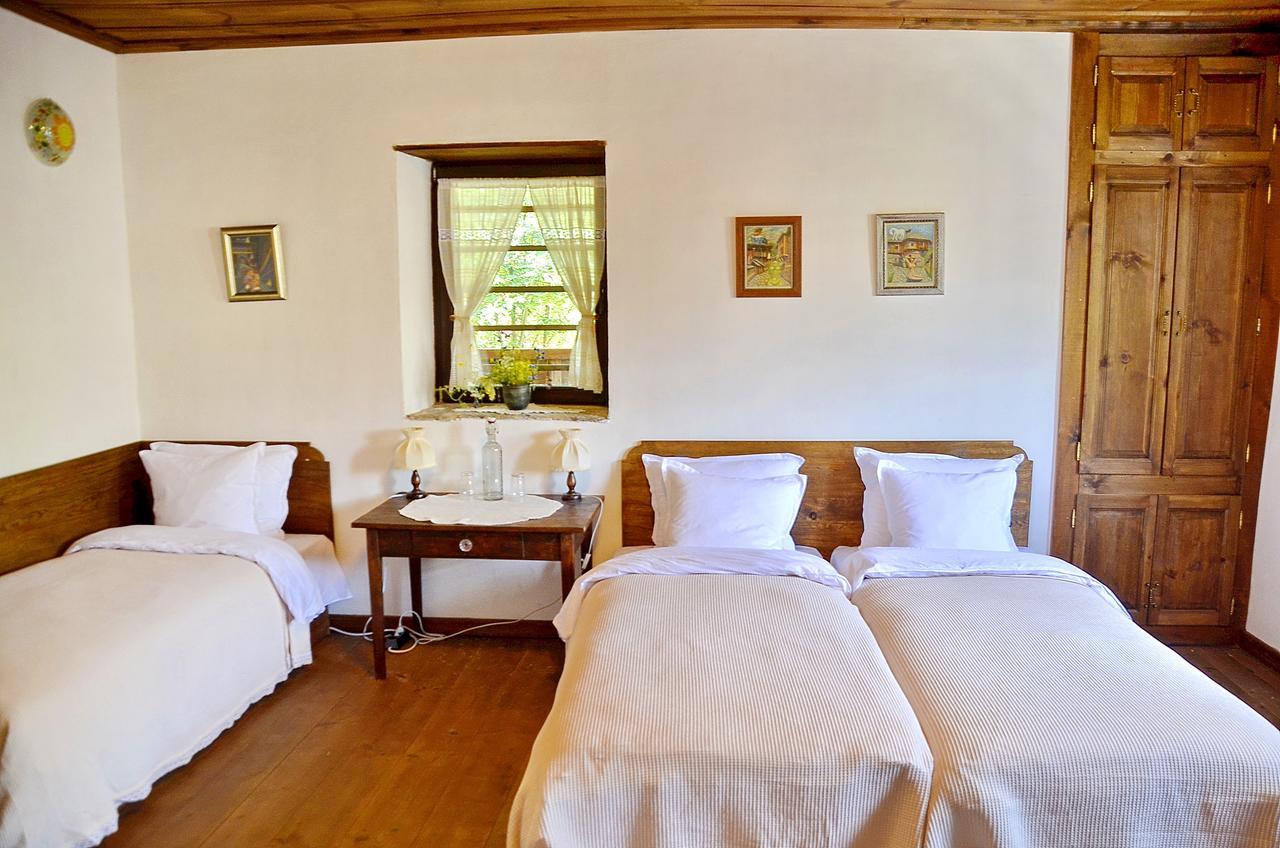 Kalinia Guesthouse B&B Kovačevica Extérieur photo